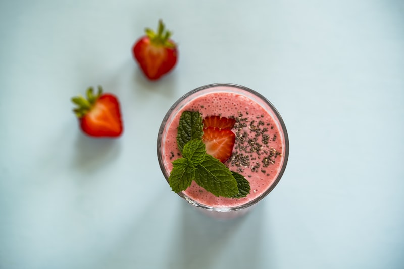 Super Berry Antioxidant Explosion Smoothie with raspberries and blackberries