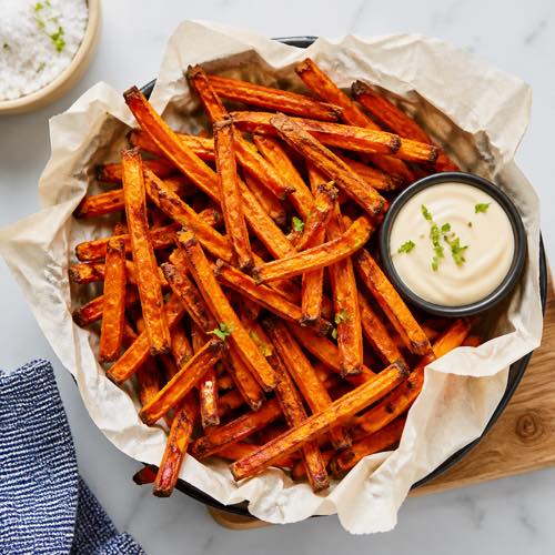 Easy air fryer recipe - Crispy Air Fryer Sweet Potato Fries